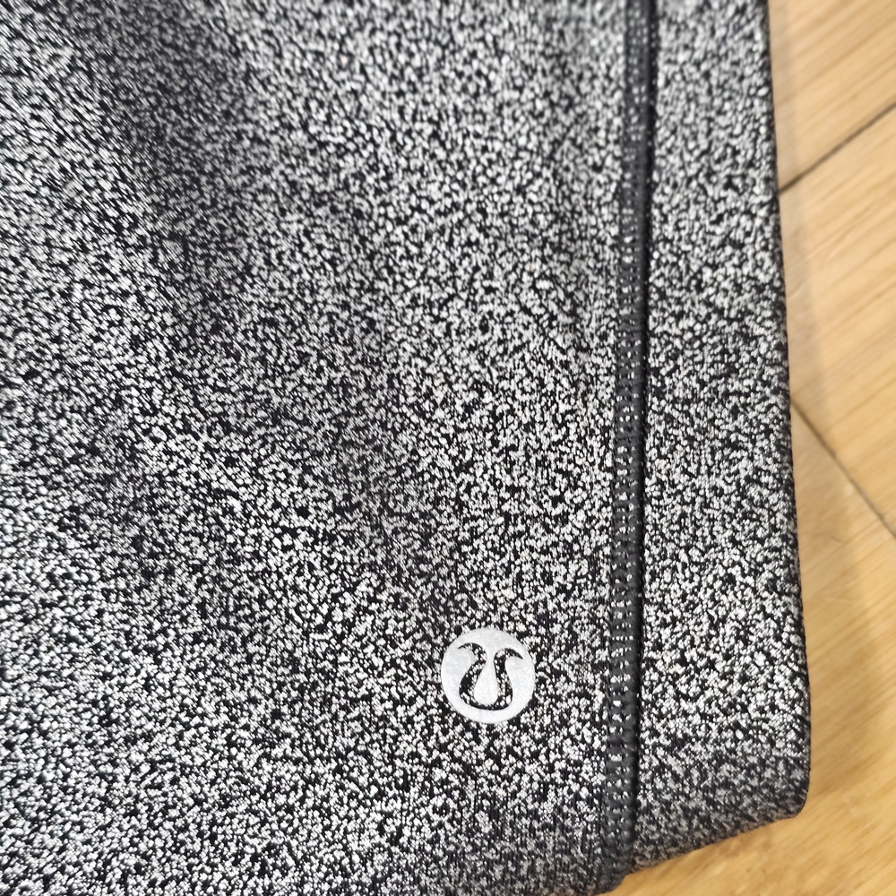 Lululemon Athletica Black and White Speckled Leggings - Picture 3 of 7